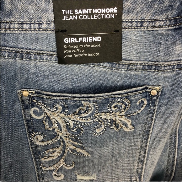 WHBM The Saint Honore Collection Stitch Designed Girlfriend Blue Jeans Size 8 - Picture 2 of 6